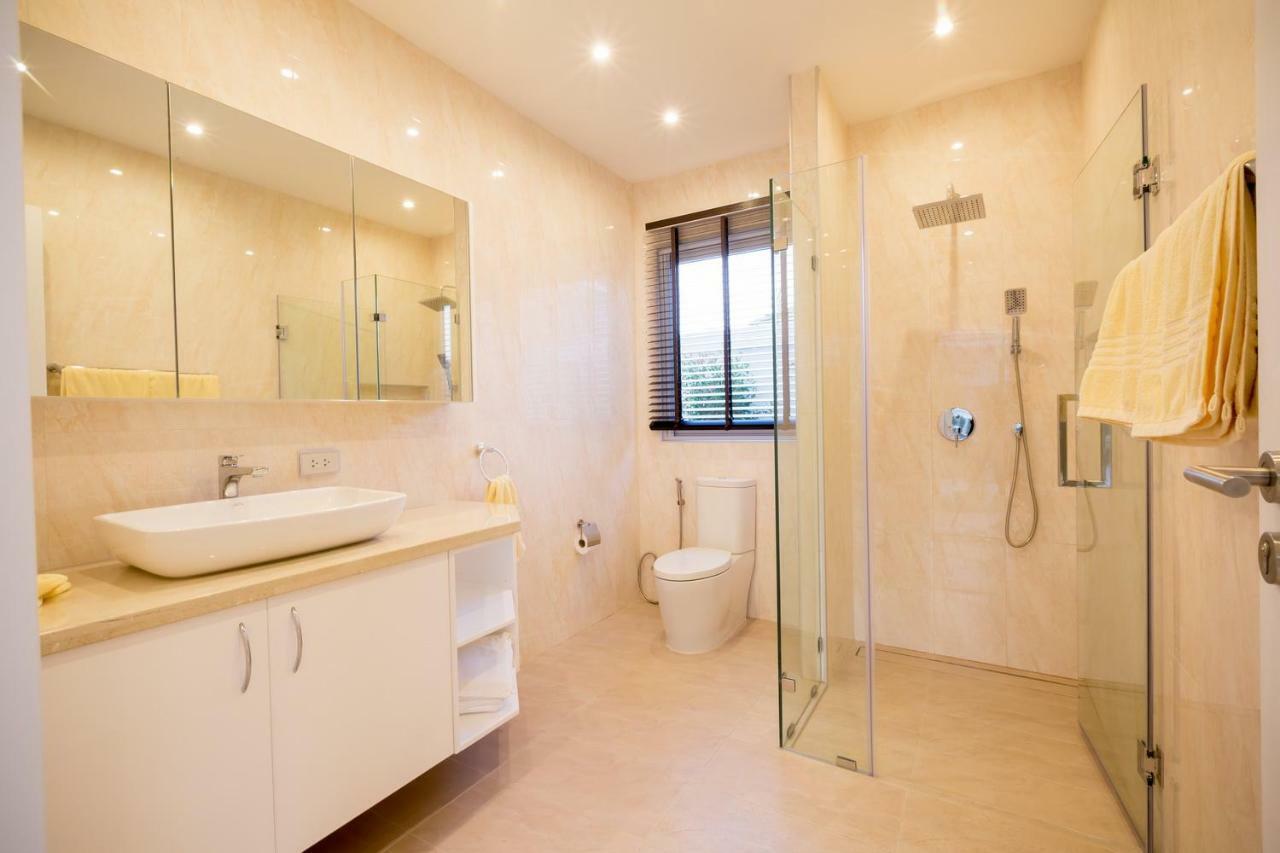 Cattleya * Hua Hin